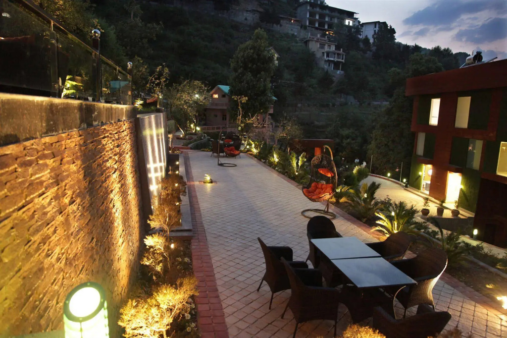 Foxoso Aamari Resort A Luxury Retreat