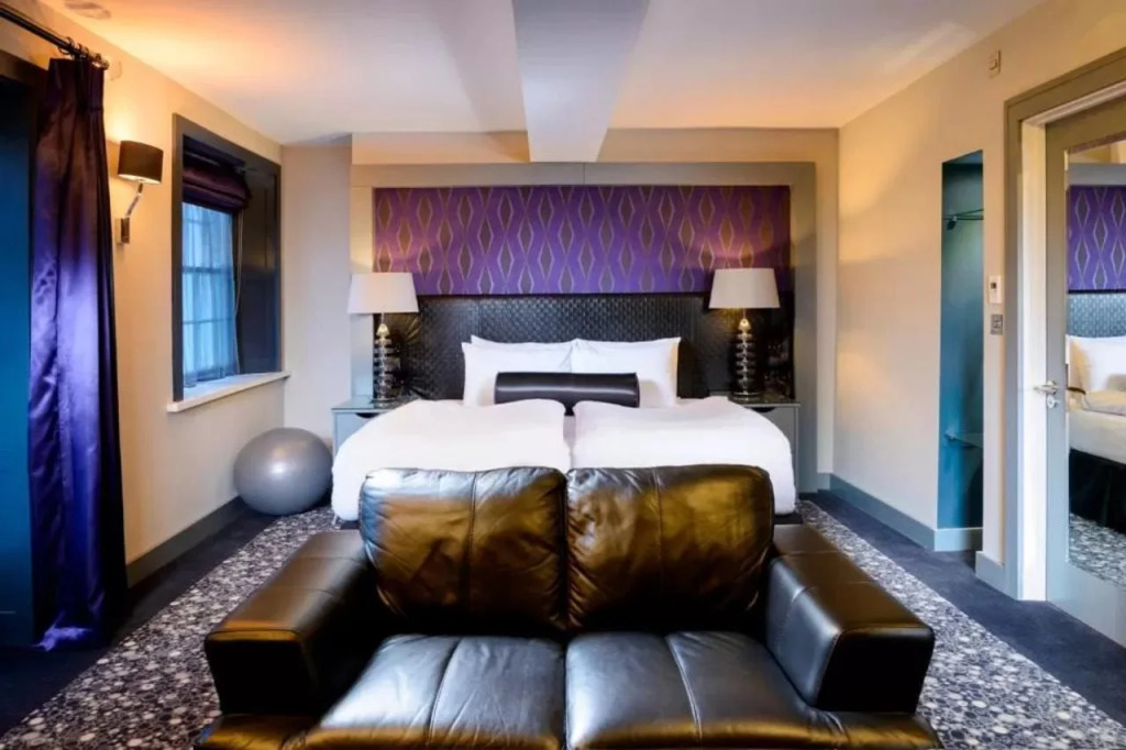 Hampton Hotel