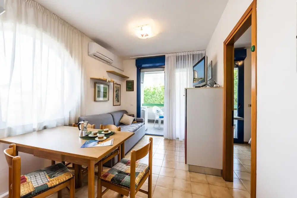 Beautiful Apartment Just Steps From the sea