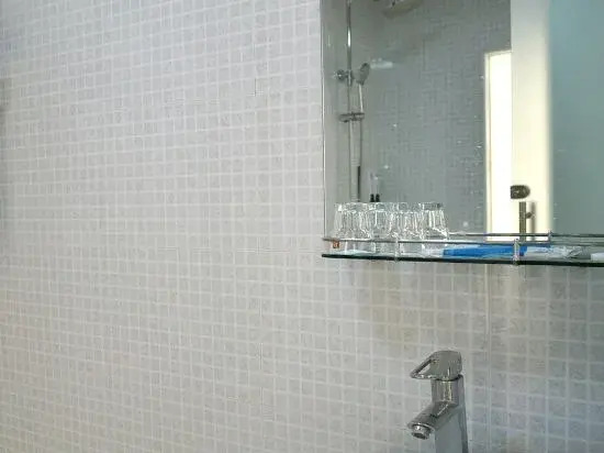 Dreamer E-Sports Hotel (Wuhan Vocational and Technical College Shuguang Star City)