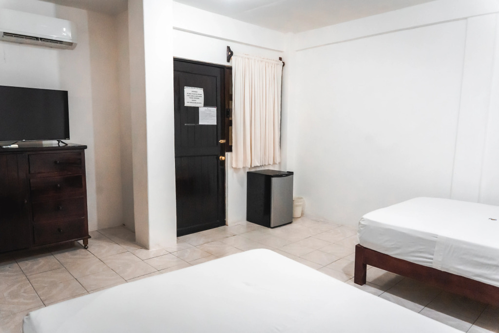 Hotel y Bungalows Acuario