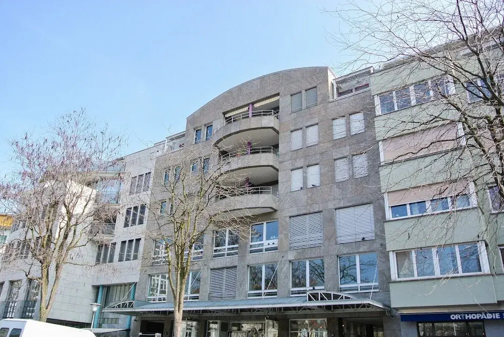 Nest - Bundesplatz