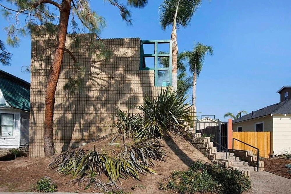 Unique 3BR Townhouse Close to the Ocean