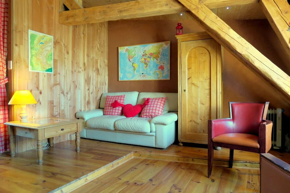 Refuge Renoir City BednBreakfast