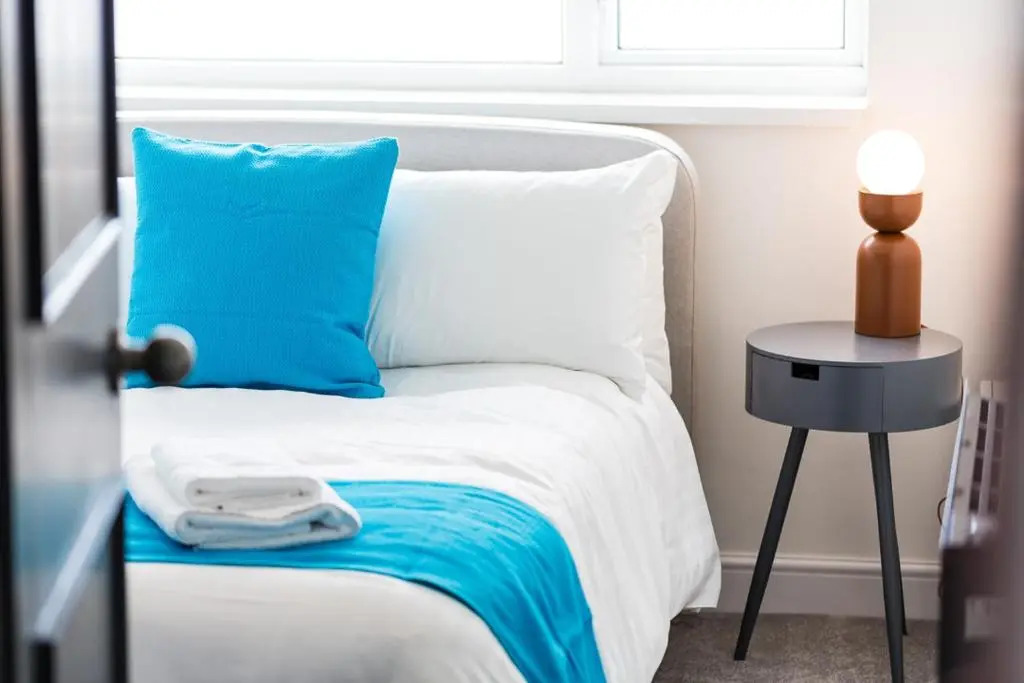 Coastline Villas - Heart of Redcar 1 & 2 Bed Apartments, ideal for contractors and holidayers
