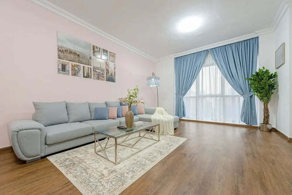Marco Polo - Stunning Getaway in Condo with Lake and City Views