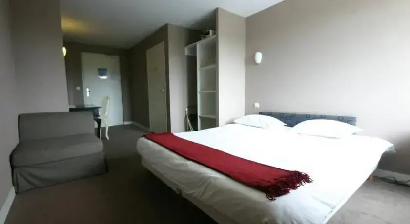 Brit Hotel La Guinguette