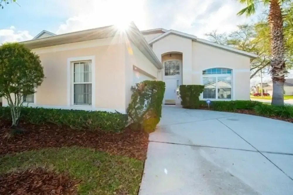 Ov3252 - Hampton Lakes - 5 Bed 4 Baths Villa