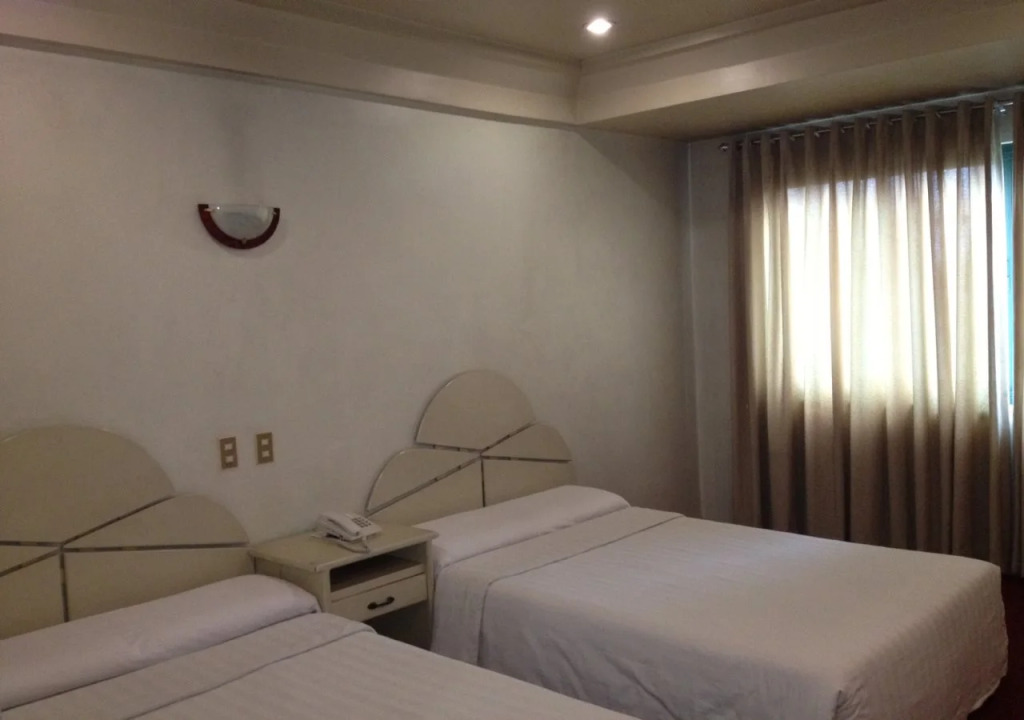 Prince Plaza Hotel
