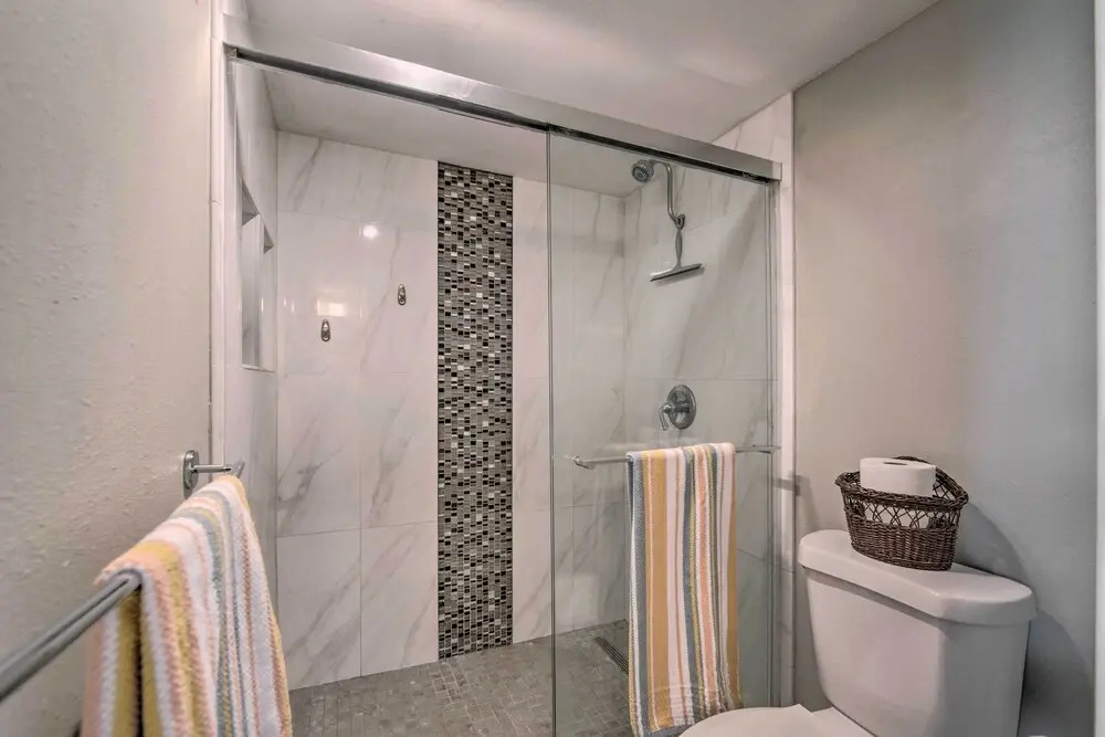 Relaxing Hudson Condo Steps From the Pool!