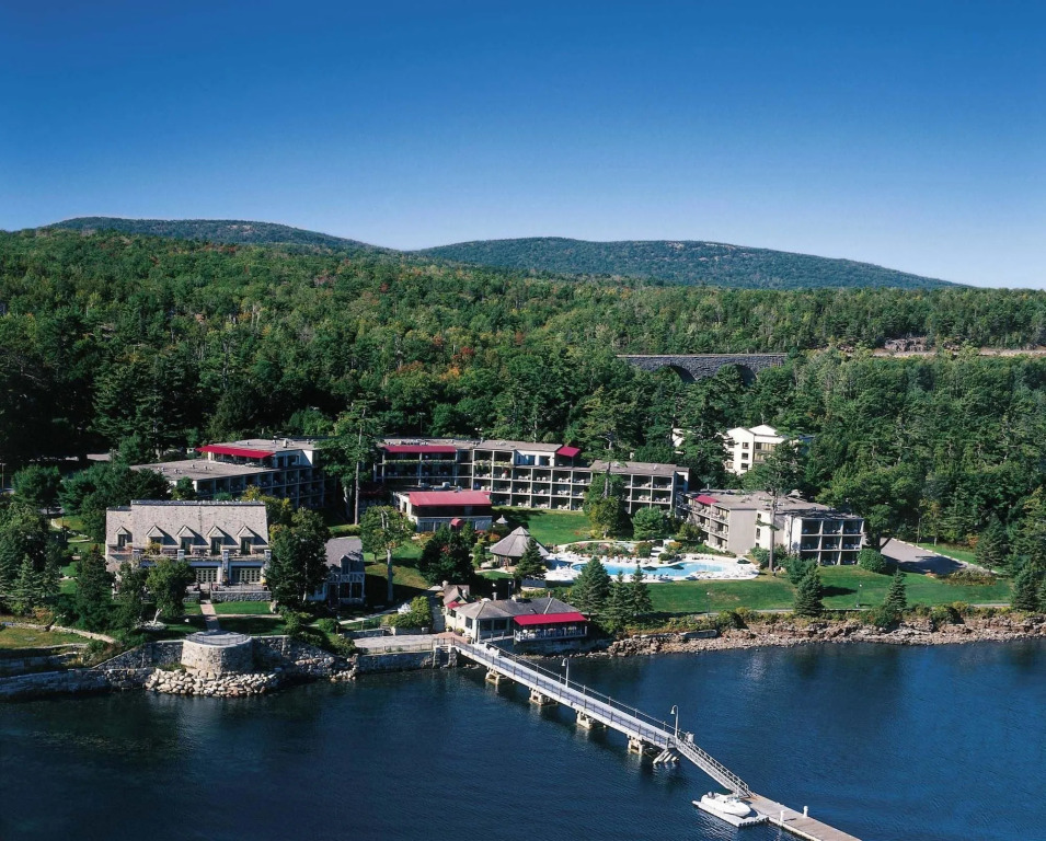 Holiday Inn Bar Harbor Regency Hotel by IHG
