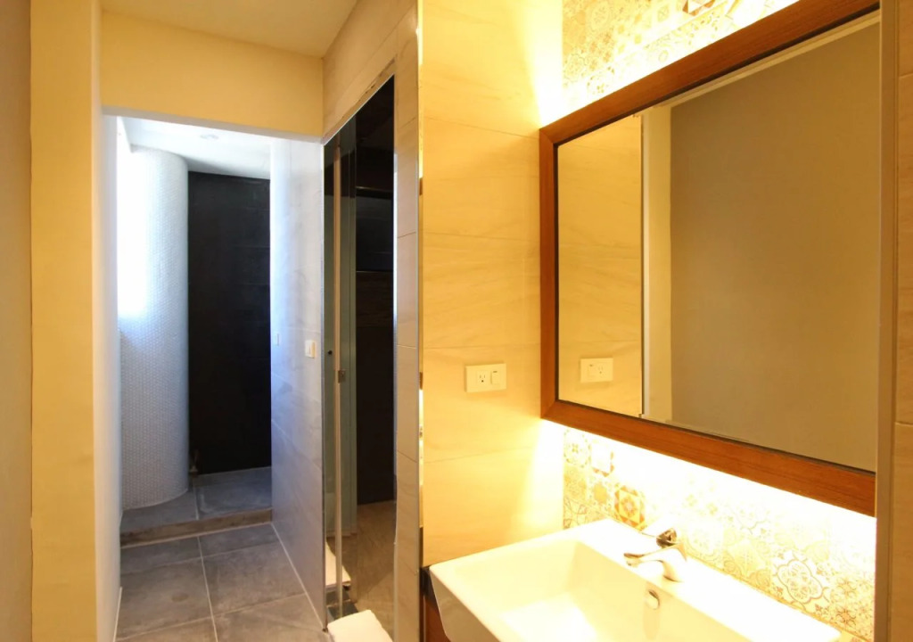 Hido Hostel III