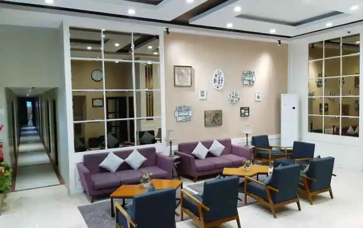 Triizz Hotel Semarang