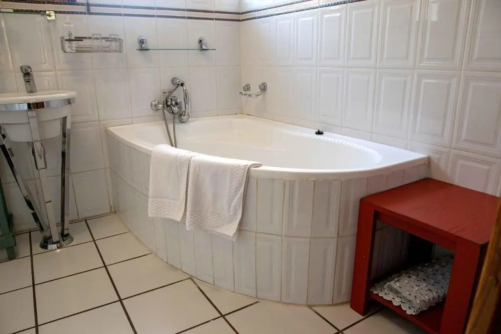 Melsetters Guest Room