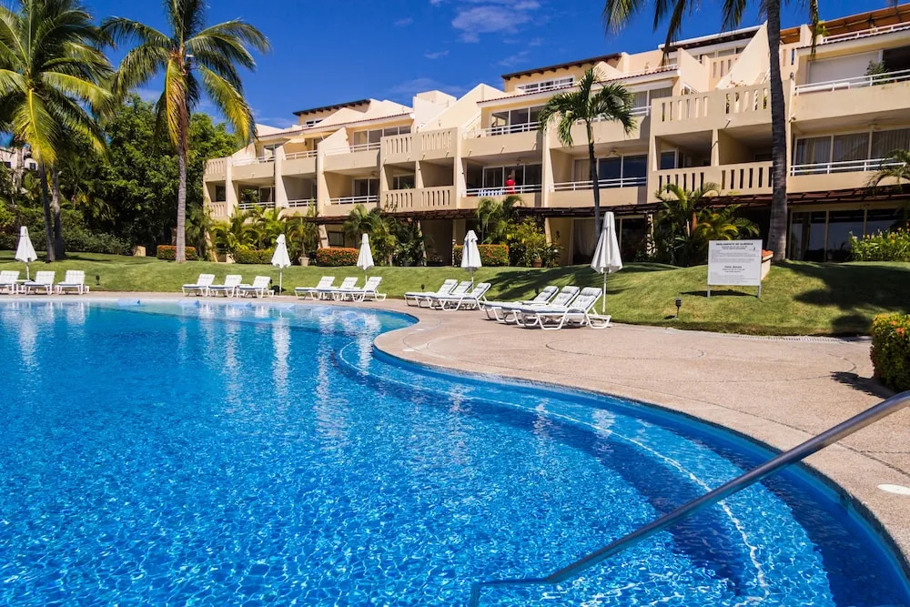 Casa Mita by Kivoya