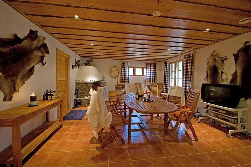 Levi Lodge