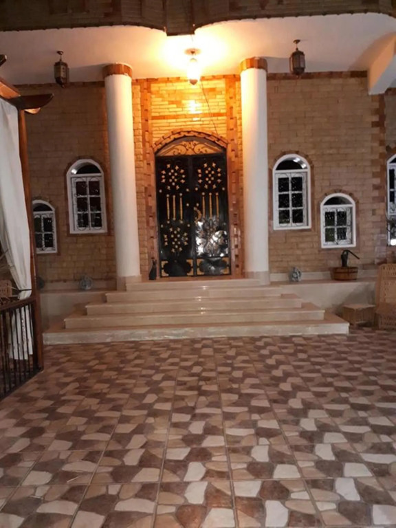 Angel Eyes House