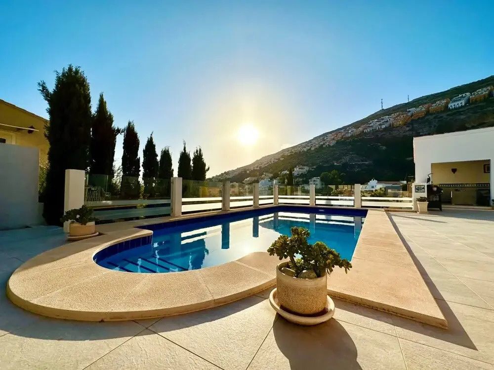 Casa Helena Cumbre - Incredible views! Villa with private pool