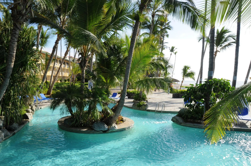 Coral Costa Caribe Beach Resort - All Inclusive