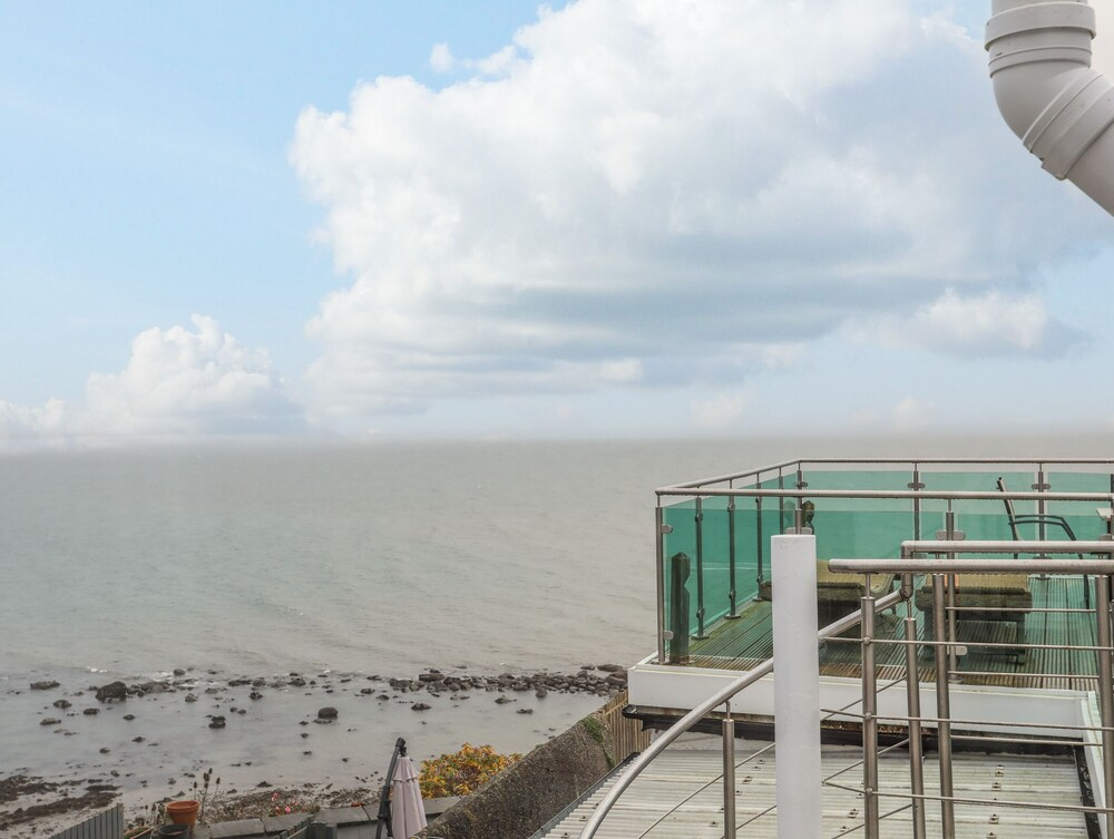 Awel Y Mor