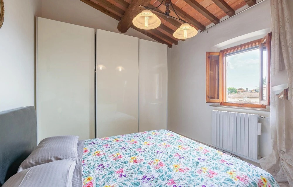 Awesome Home In Montefoscoli With Wifi