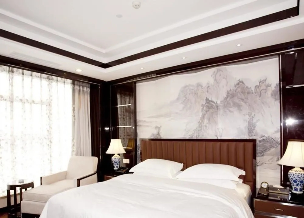 Jinhe Hotel