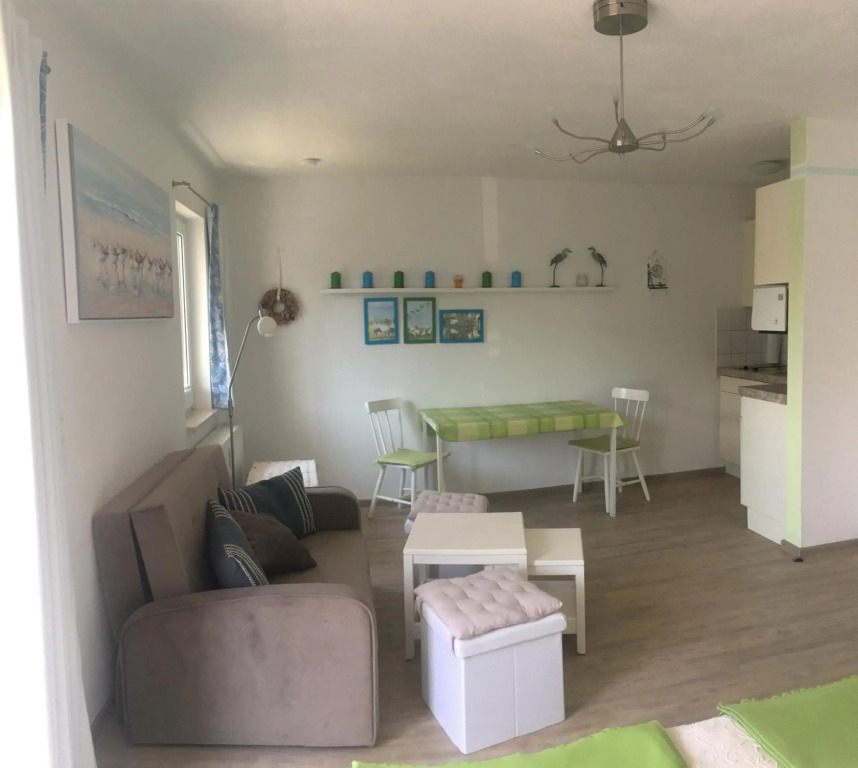 Studio 8 im 1 OG Haus Stranddistel, schones Studio fur 2 Personen in Zingst, Hund erlaubt
