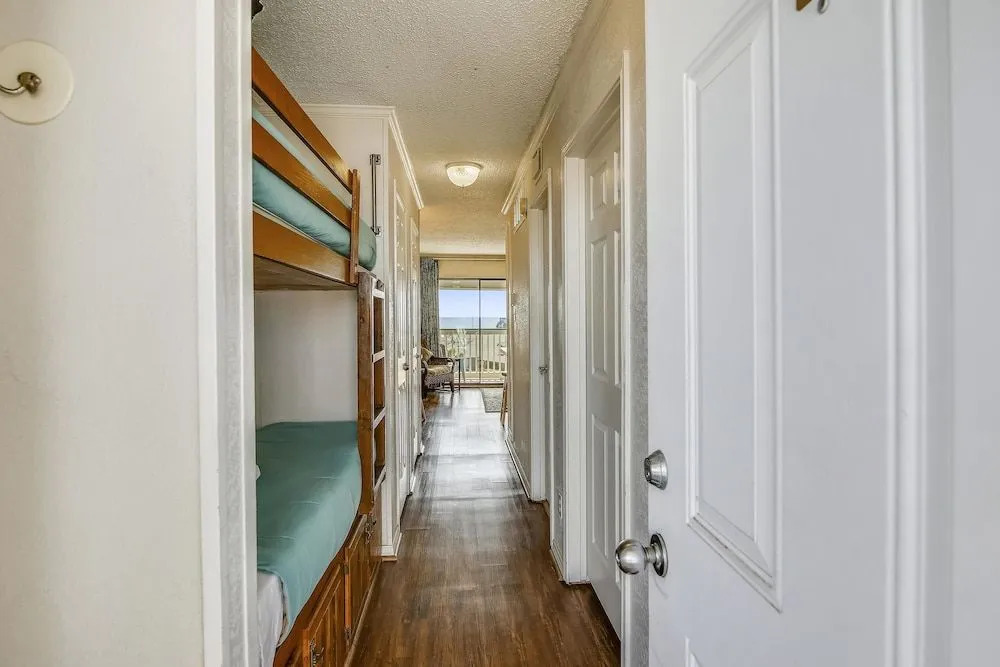 Casa del Vistas 1 Br condo by RedAwning