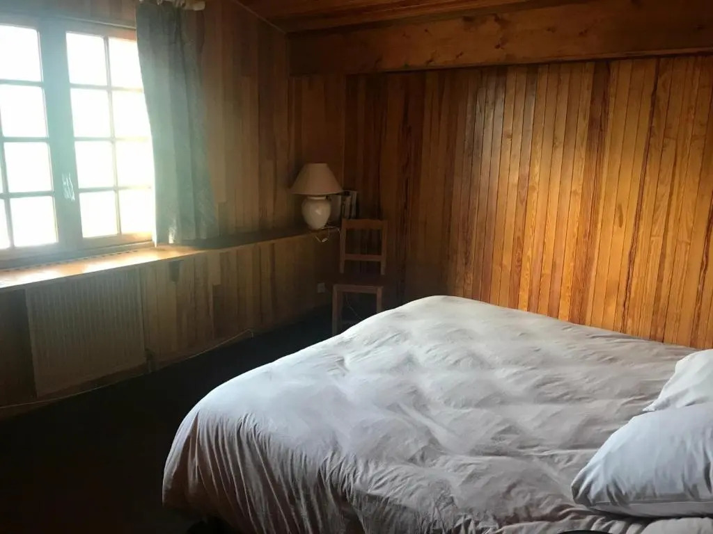 Chalet Années 70 Spacieux pour 10 Pers. - FR-1-445-139