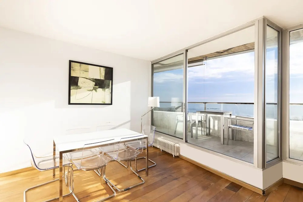 1769 - AB Olympic Village III Penthouse
