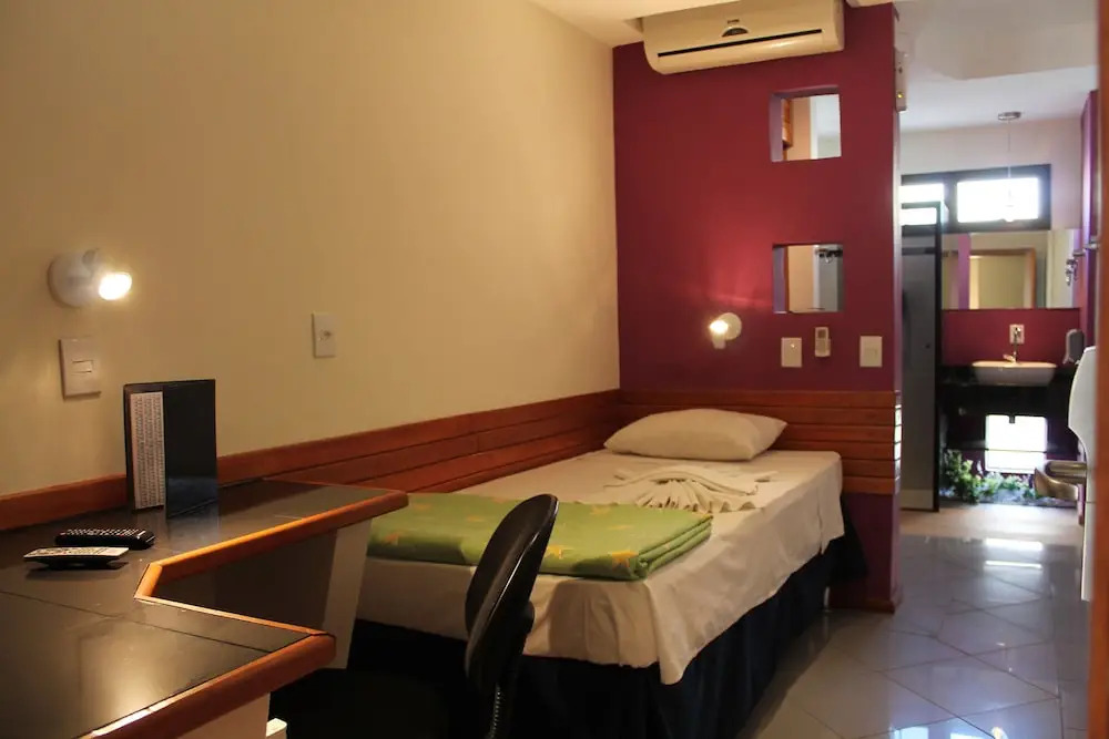 Hotel Nações Plaza
