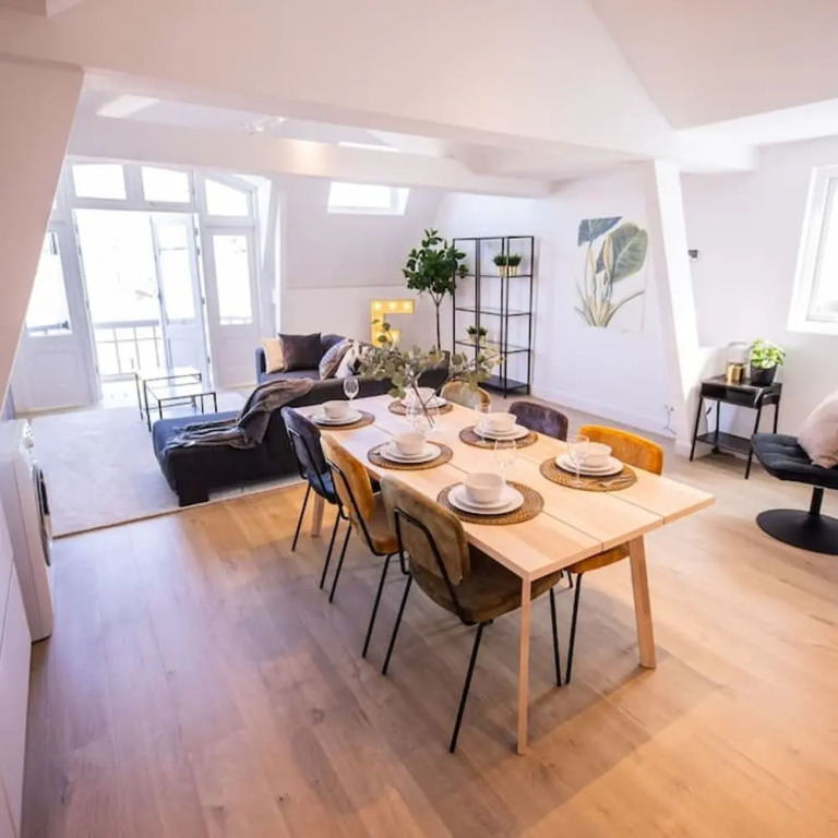 Nb304/306 3BR Serviced Apartments