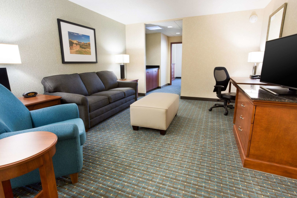 Drury Plaza Hotel Colorado Springs Near the Air Force Academy
