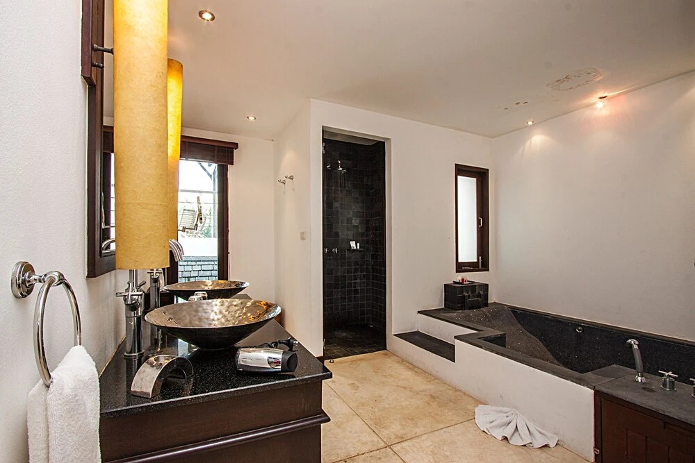 Nirano Villa 22 2 Beds