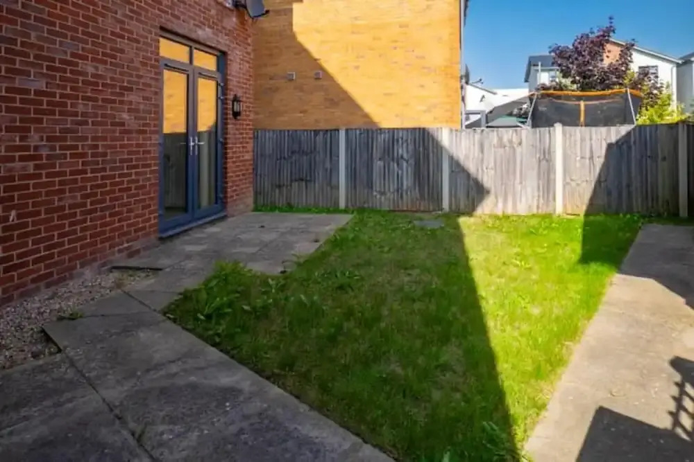 14 Guests-6 Bedroom House, Free Parking