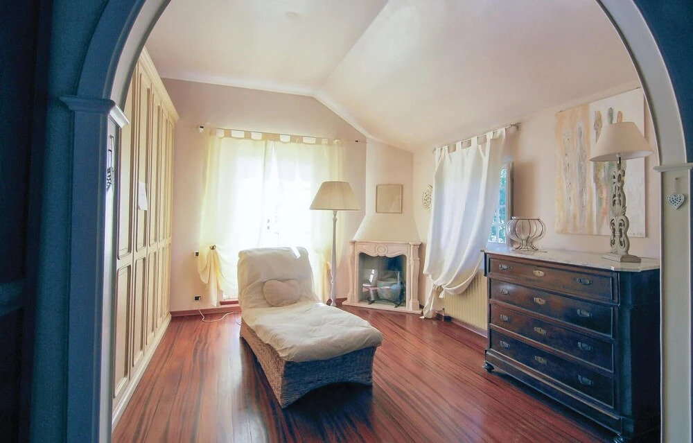 Awesome Home In Massarosa -Lu