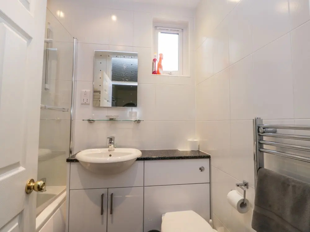 Spa Side Apartment