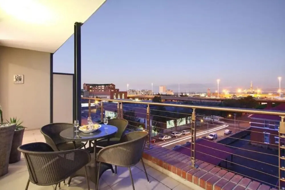 319 The Rockwell Luxury Aparthotel