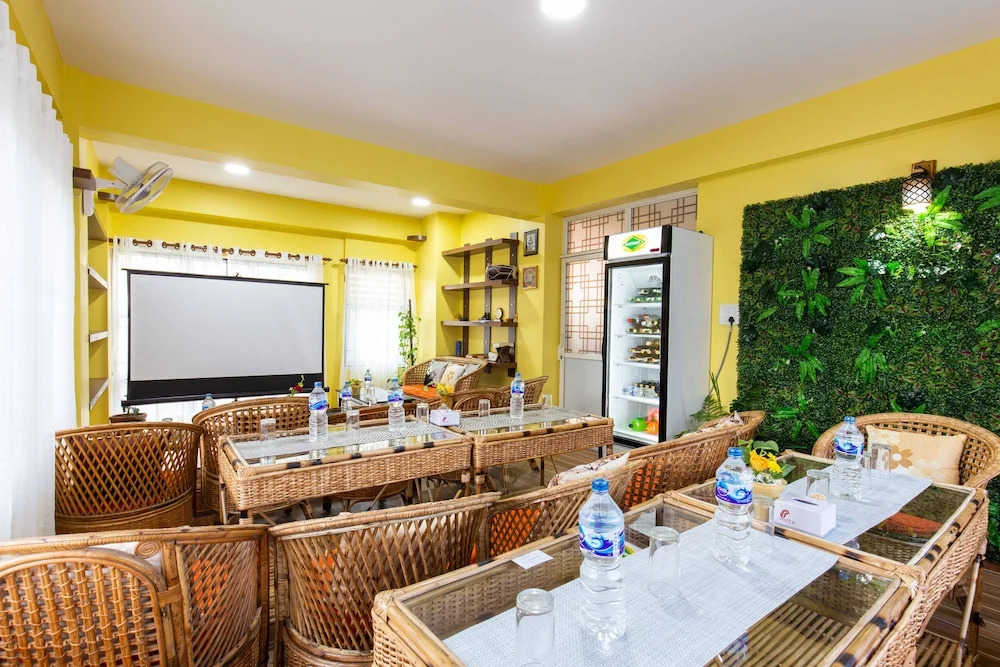 Deepjyoti Inn & Homestay