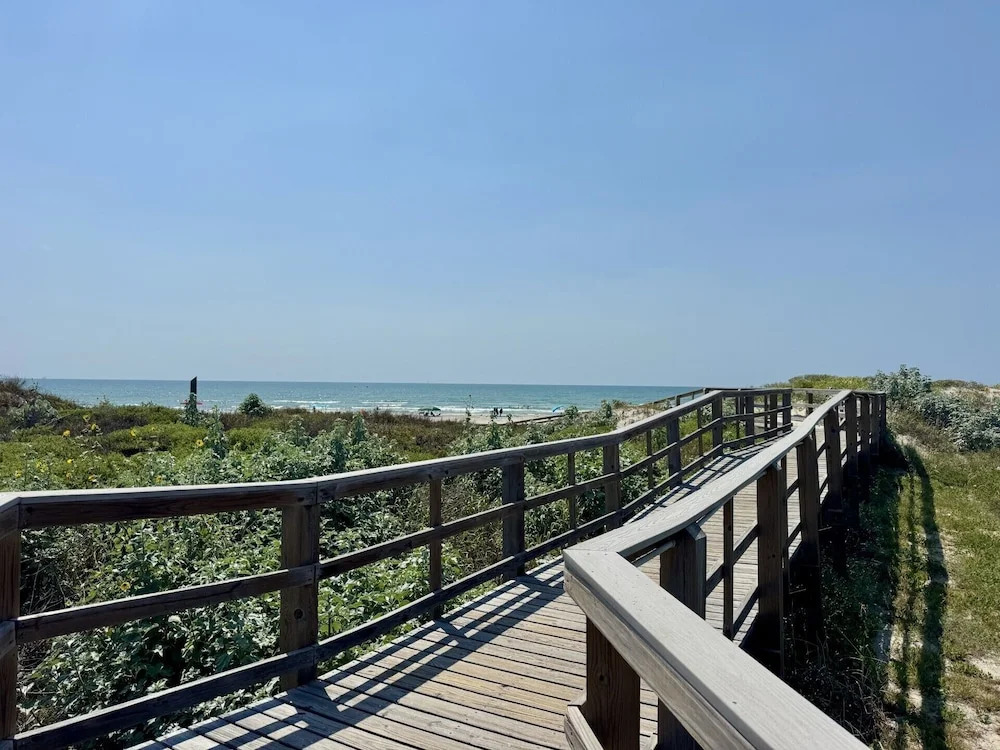 Sandy Shores by Silver Sands Vacation Rentals