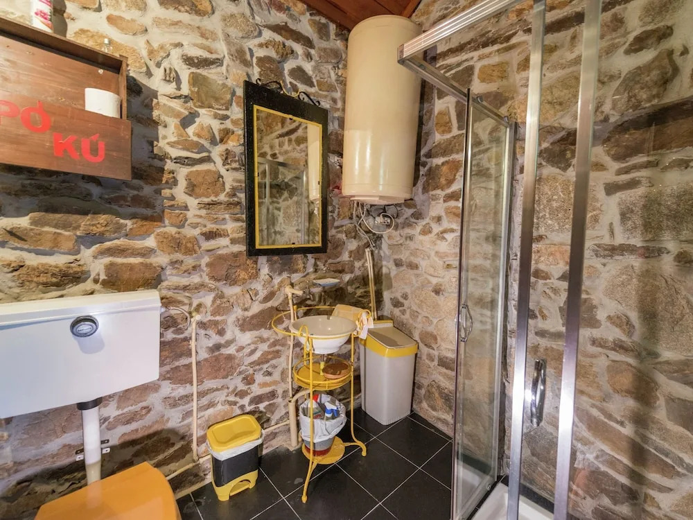 Holiday Home for two in Idyllic Garden With Saltwater Swimming Pool