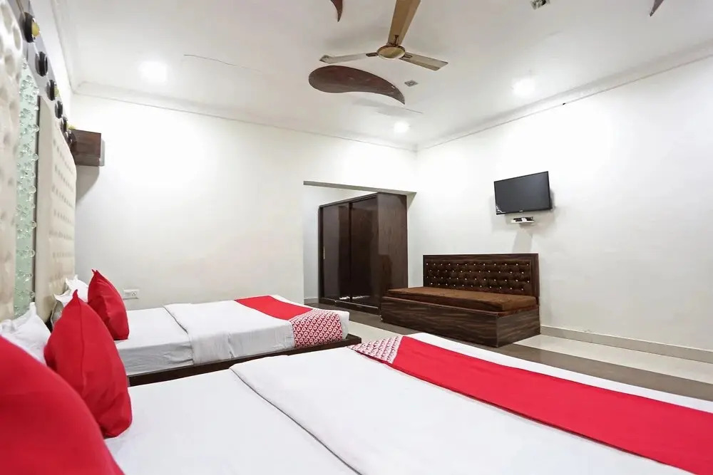 Sibbal Farms By OYO Rooms