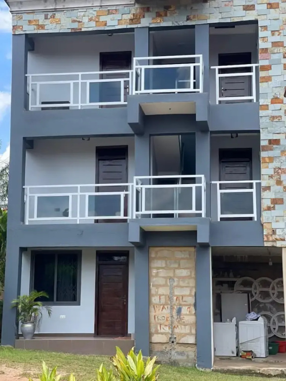 Hide View Hotel