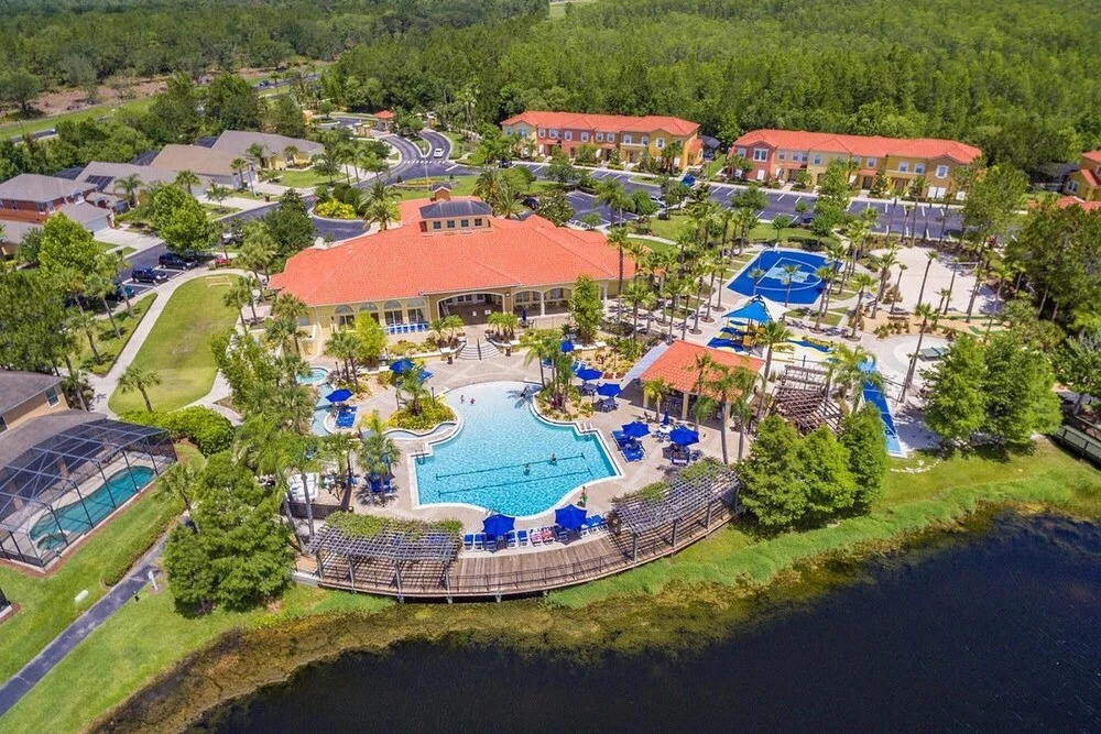 Bright 5BR Home w Pool and Hot Tub - Near Disney