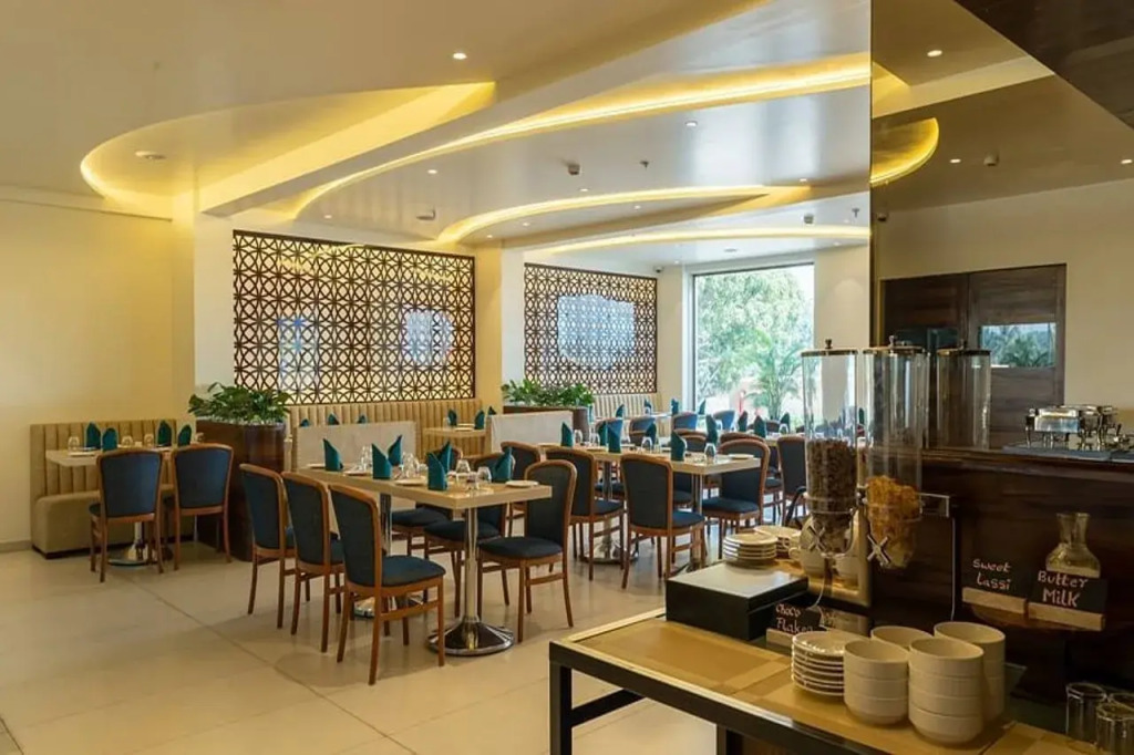 Mastiff Grand The Sia Palace Suites & Banquets, Khopoli, Near Imagica