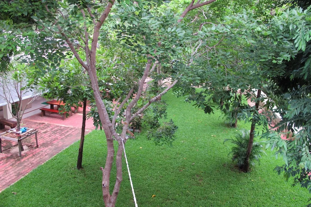 Garden Island Inn