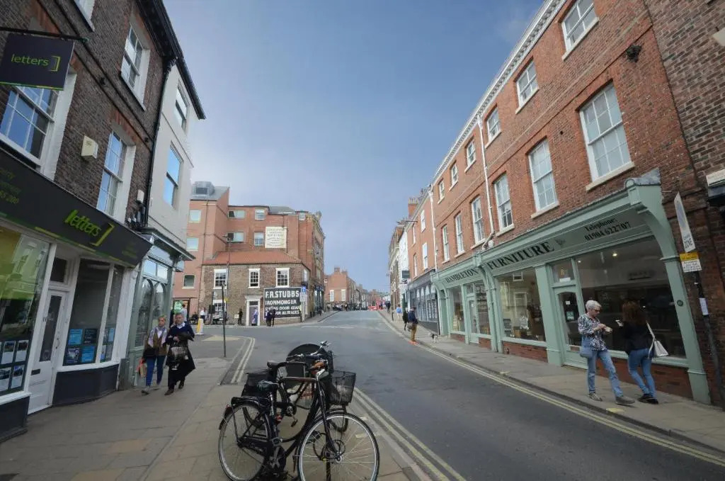 Fossgate Luxury Duplex City Centre Apartment