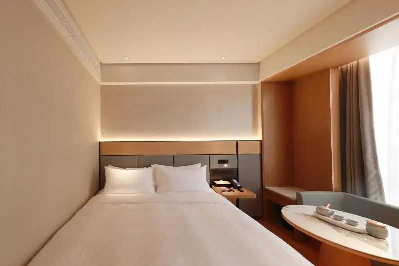 JI Hotel Xiamen Haicang District Government