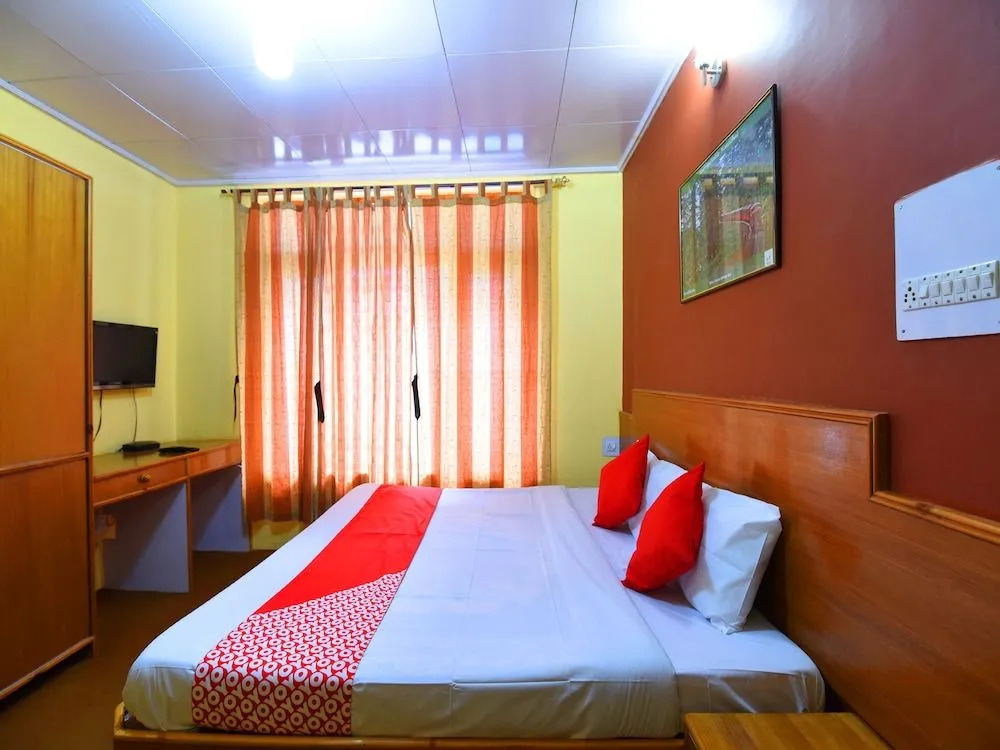 OYO 14257 Home Pleasant Family Studio at Prini