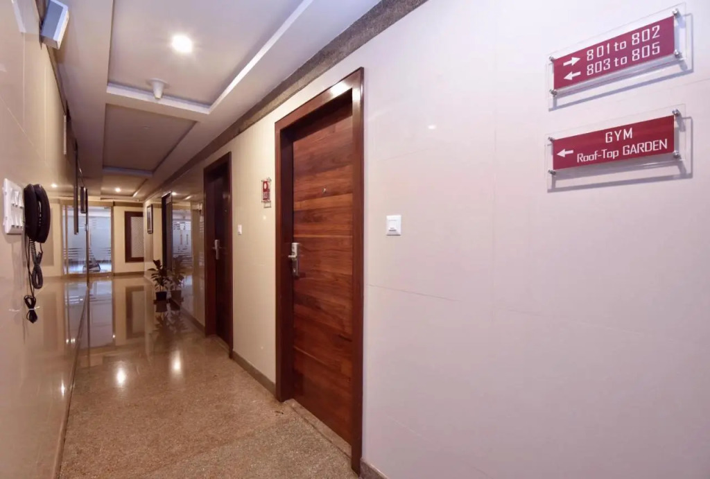 I V Sanctum Hotel